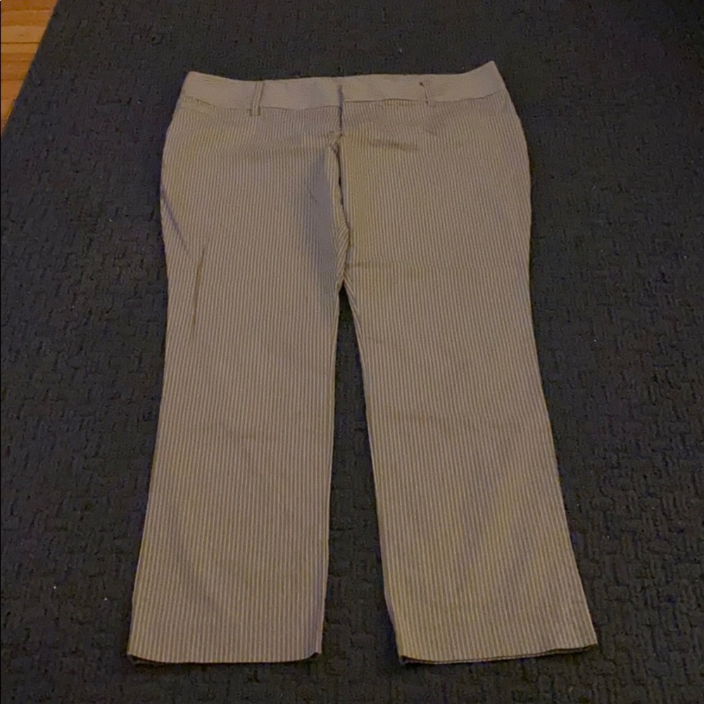 Old Navy Pin Stripe Khakis Sz 16